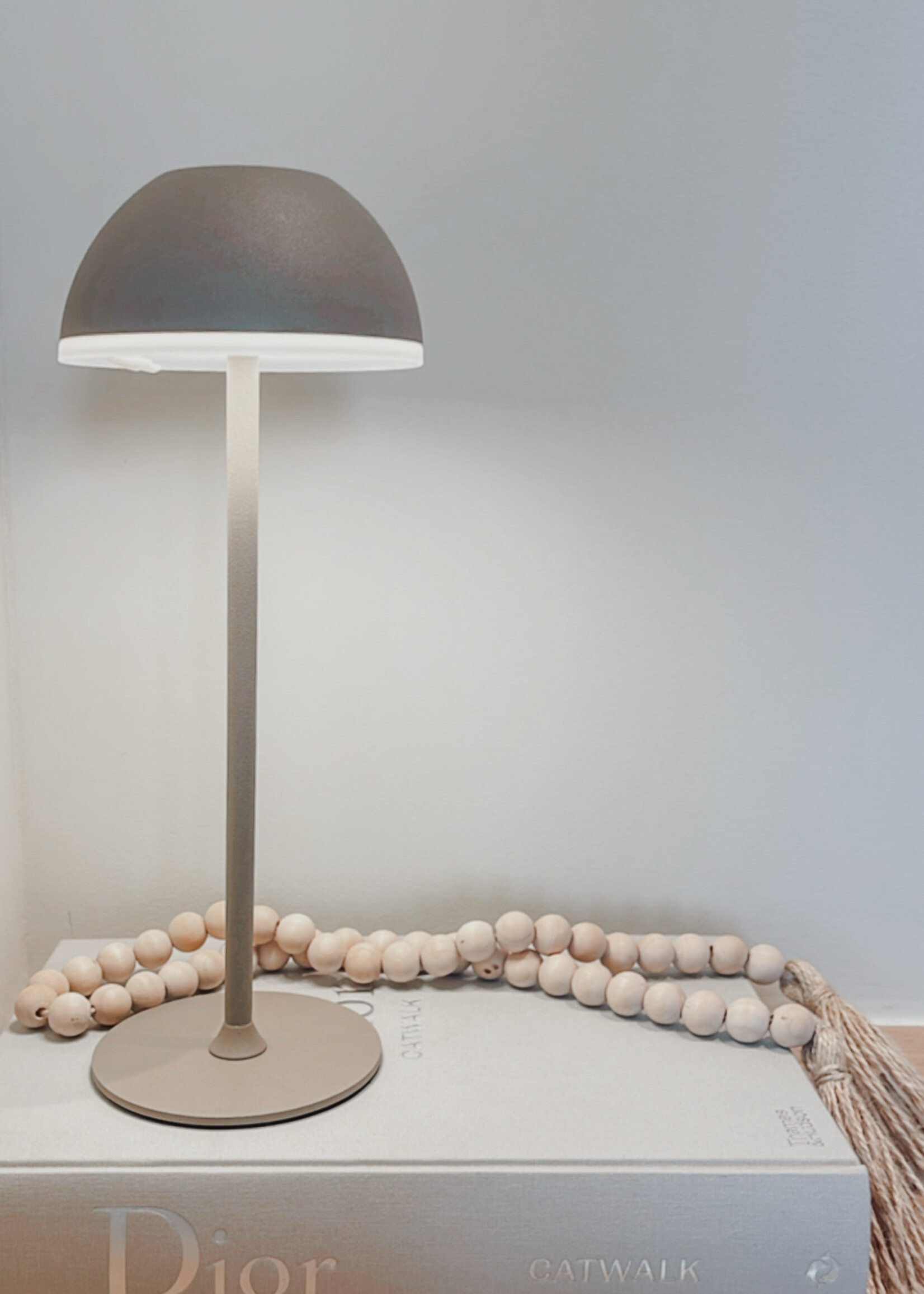 Tafellampje LED beige