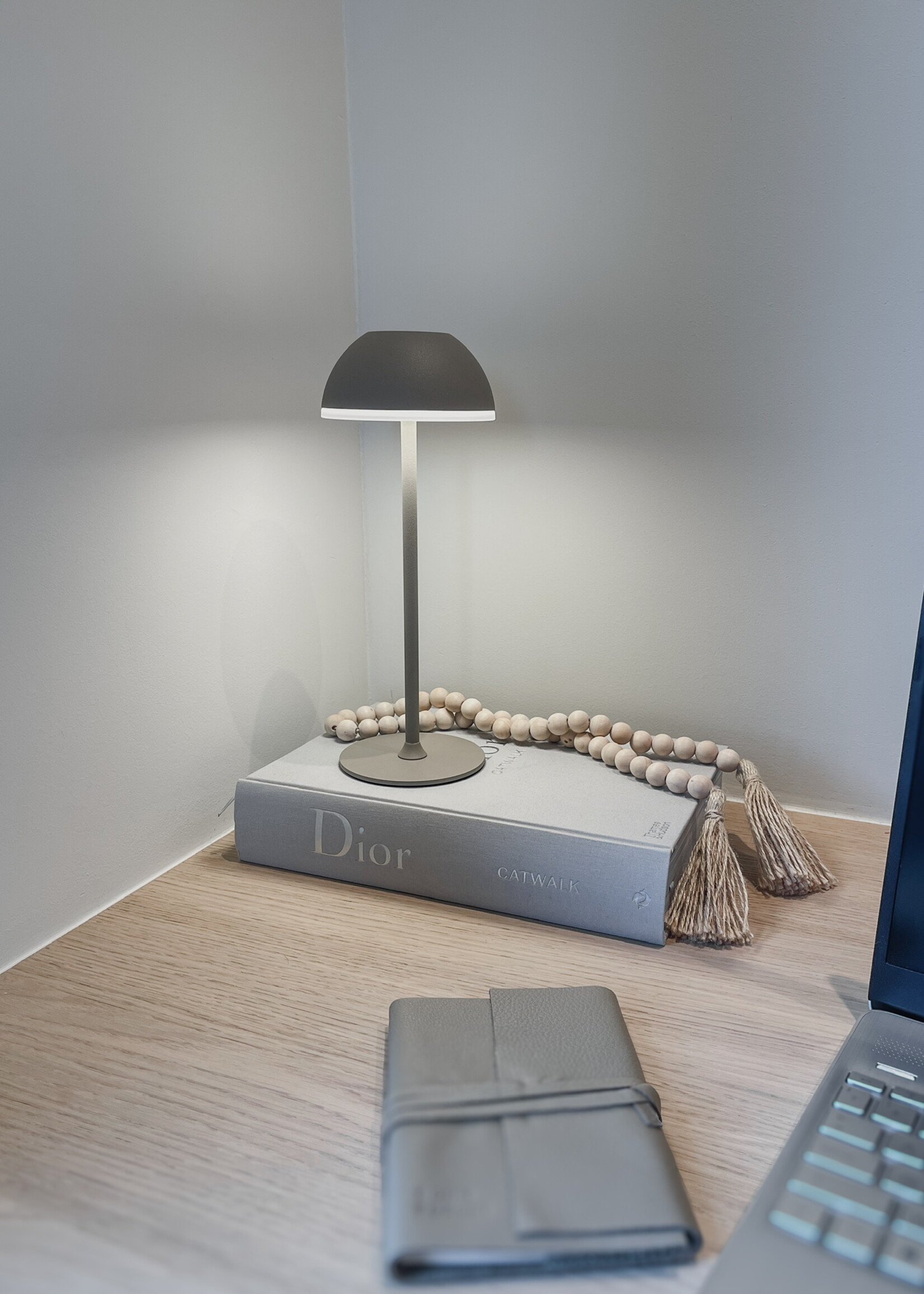 Tafellampje LED beige