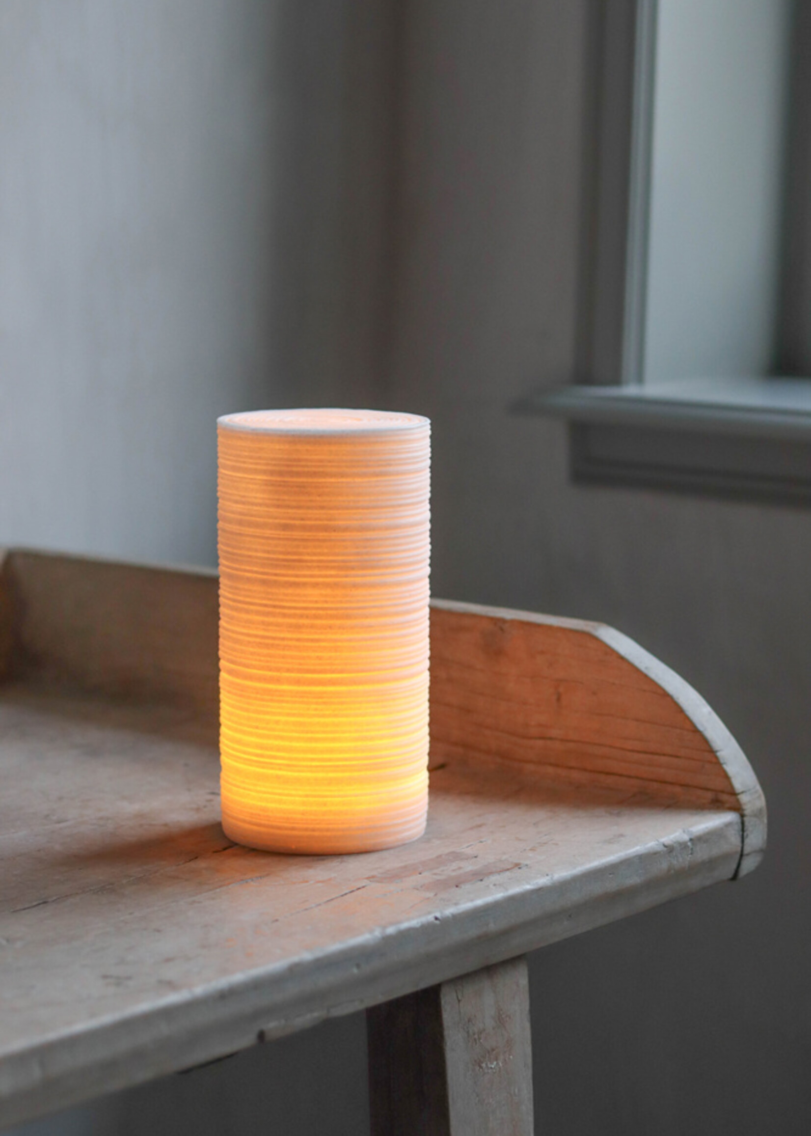 Tafellamp cilinder zandsteen - batterij