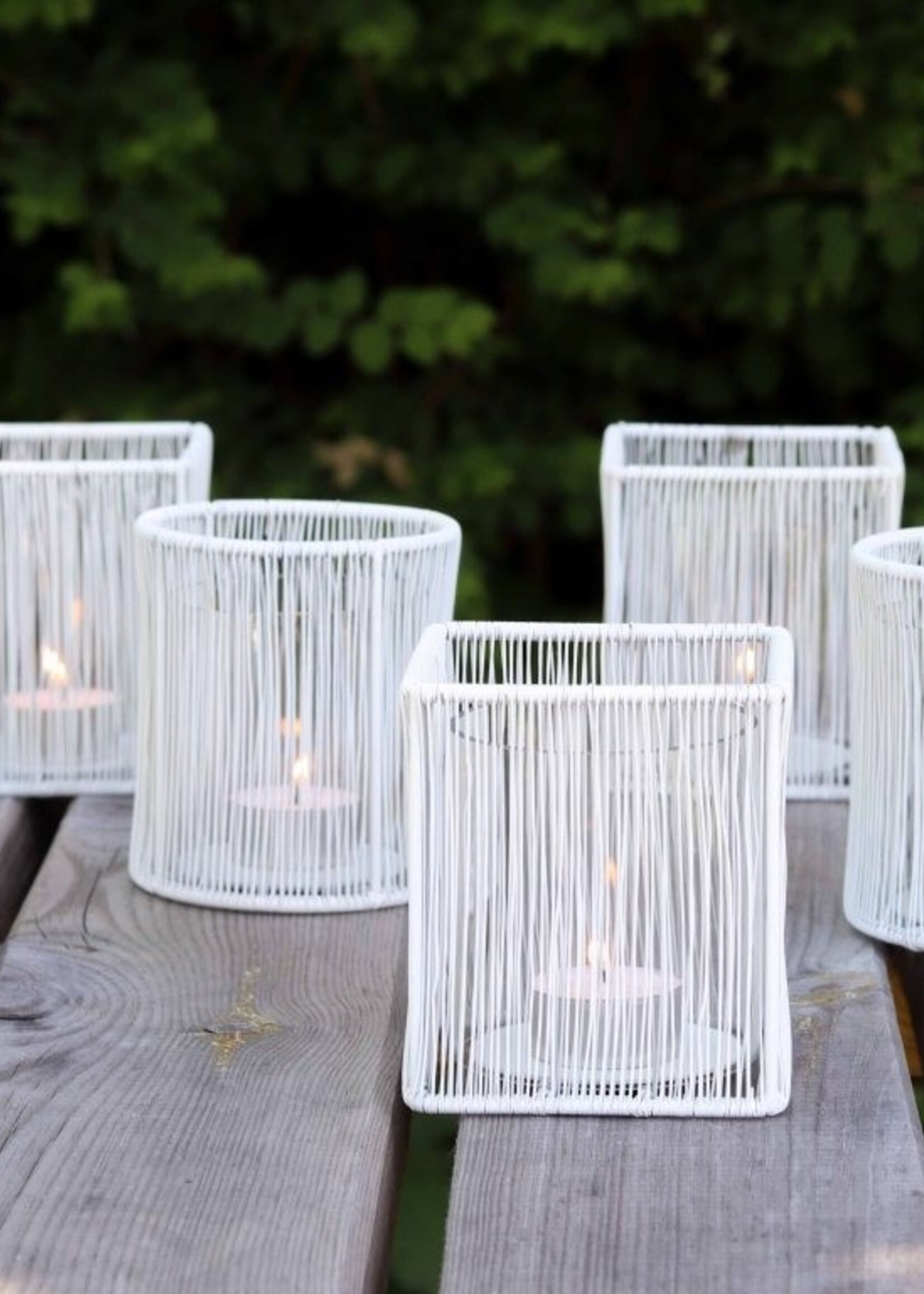 Theelicht wit draad rond