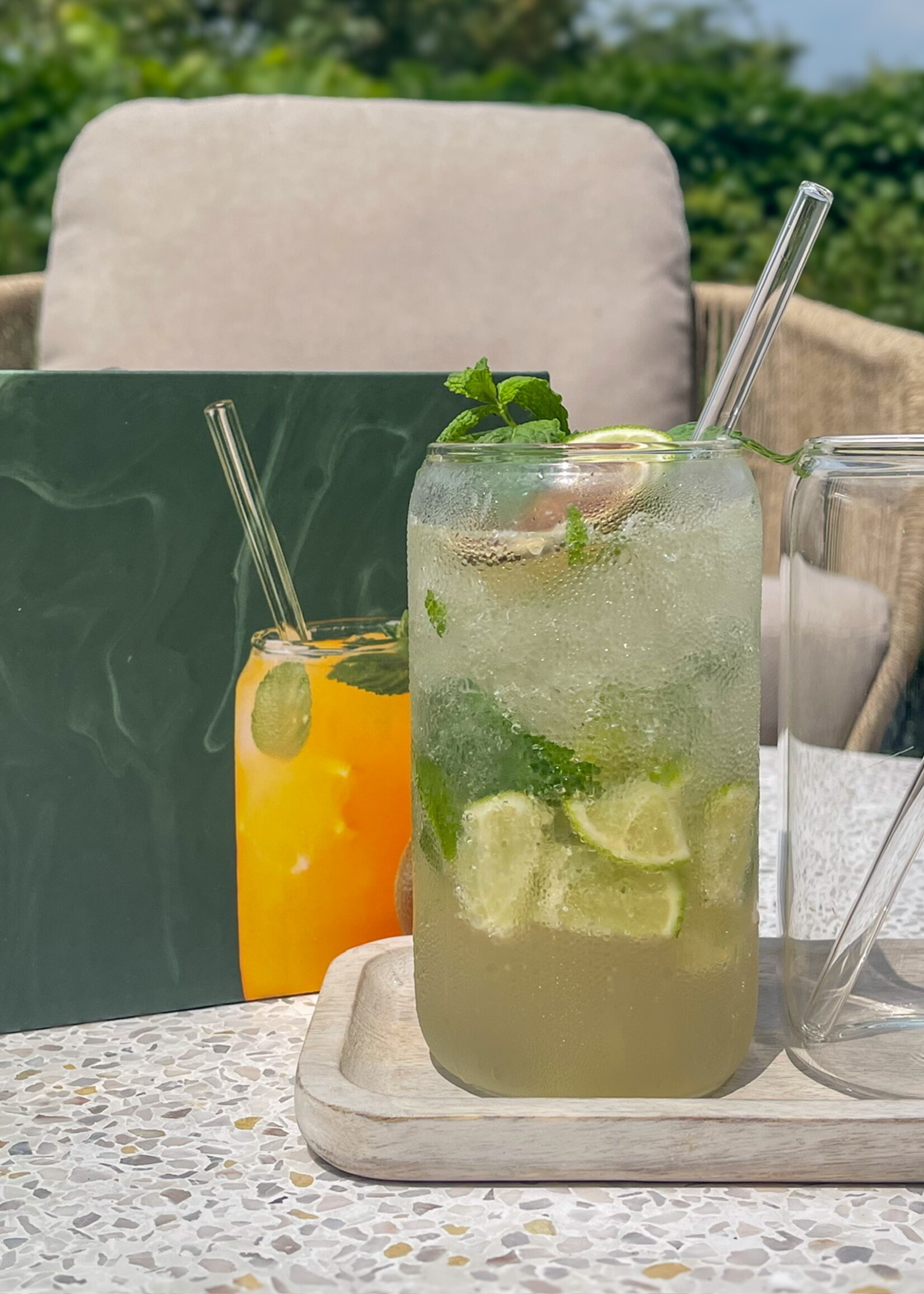 Cocktailglazen met rietje (set van 2)