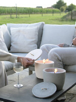 Buitenkaars beton 'white' met deksel