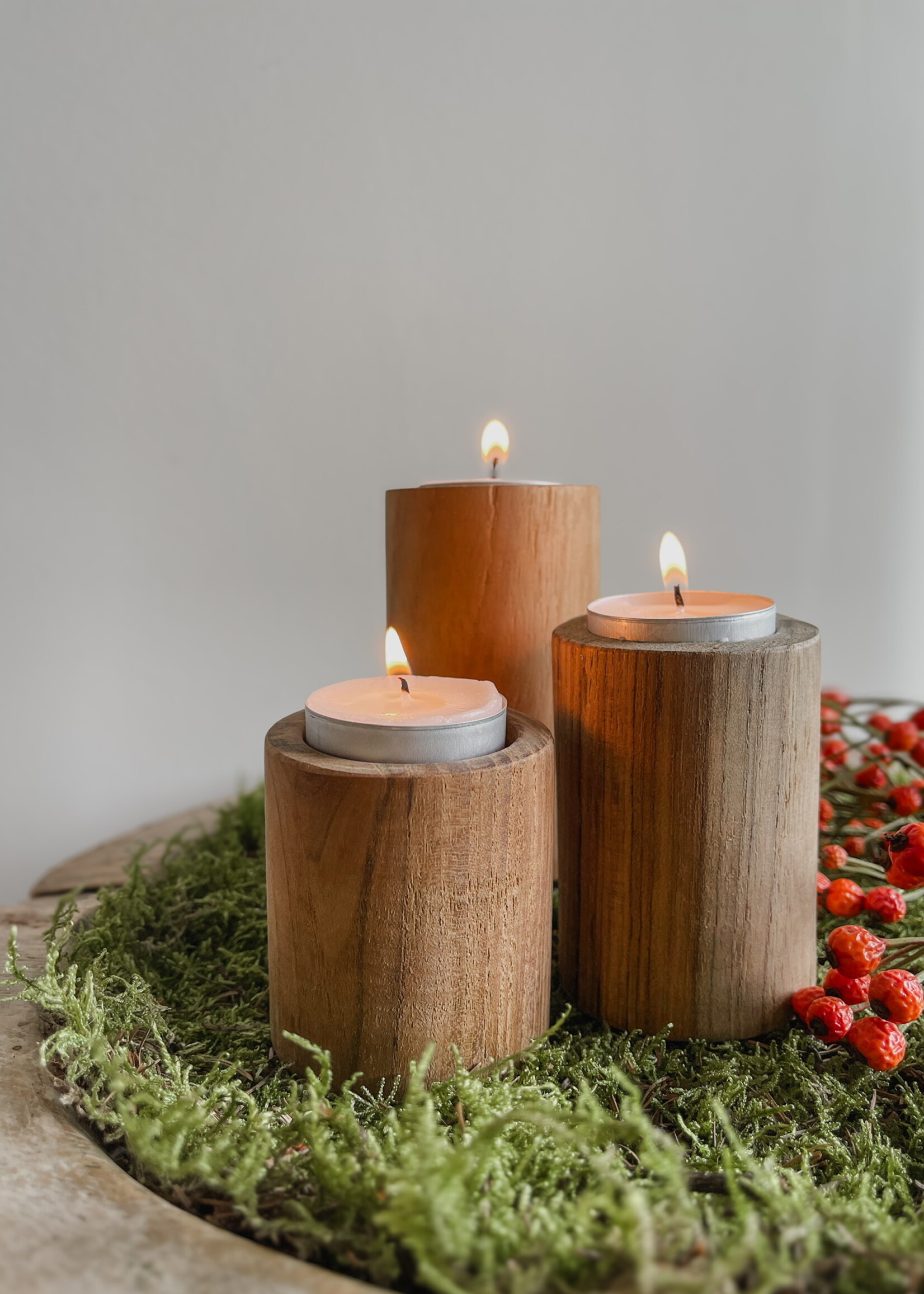Theelichthouder stronkje teak M