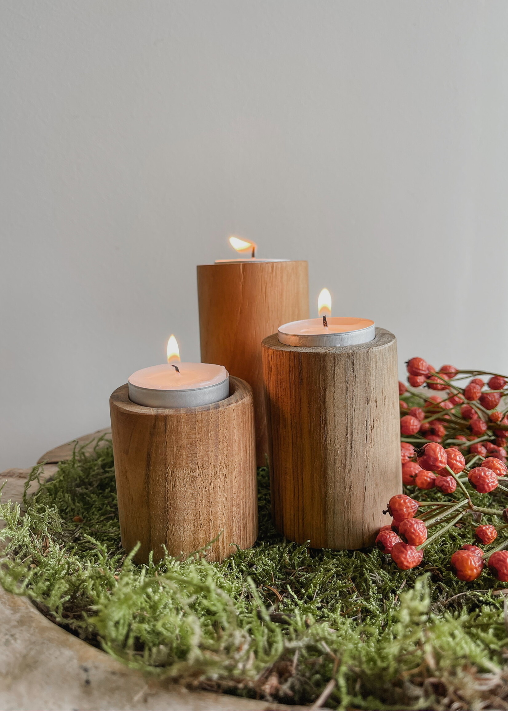 Theelichthouder stronkje teak XS