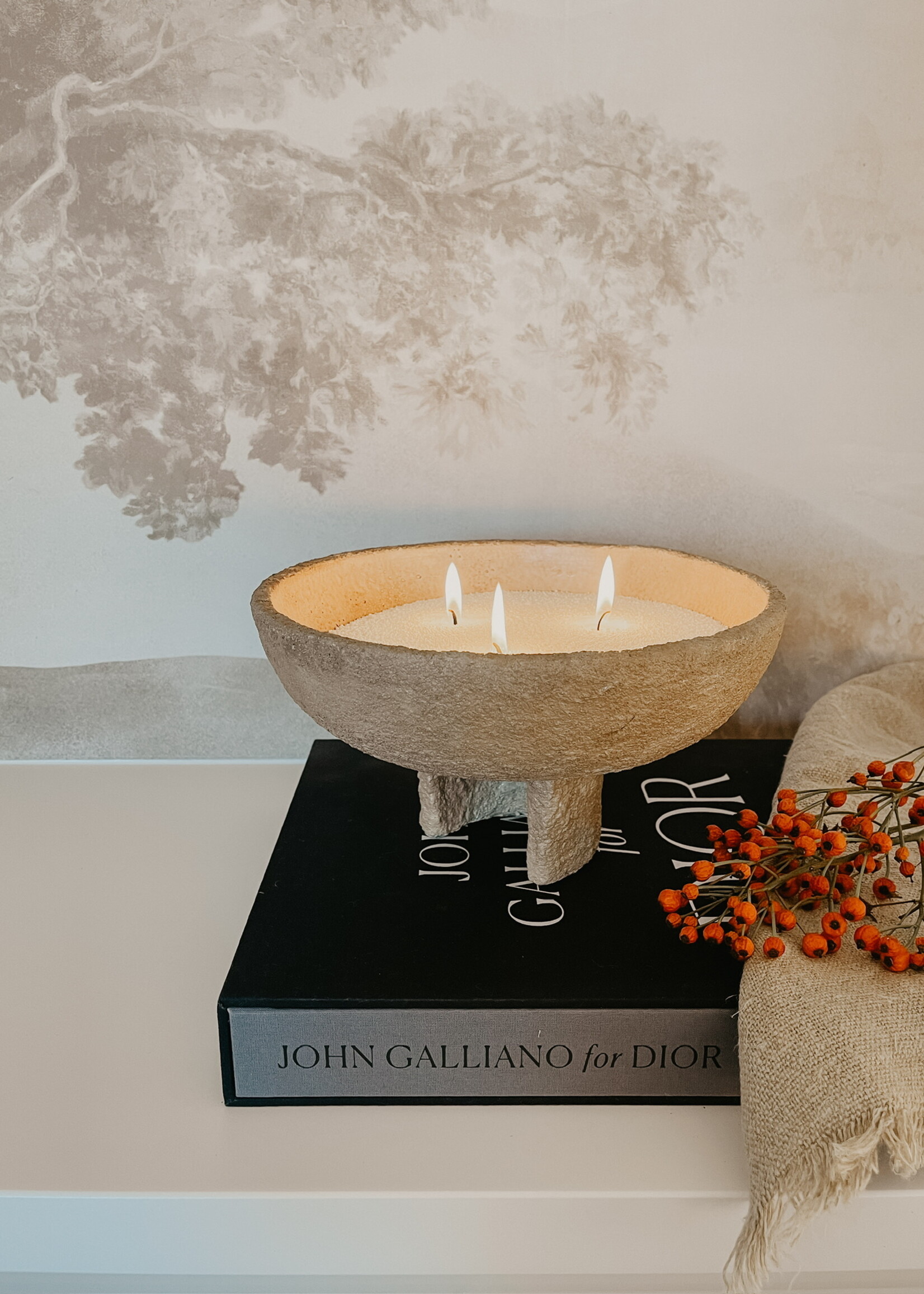 Schaal aardewerk crème op voet