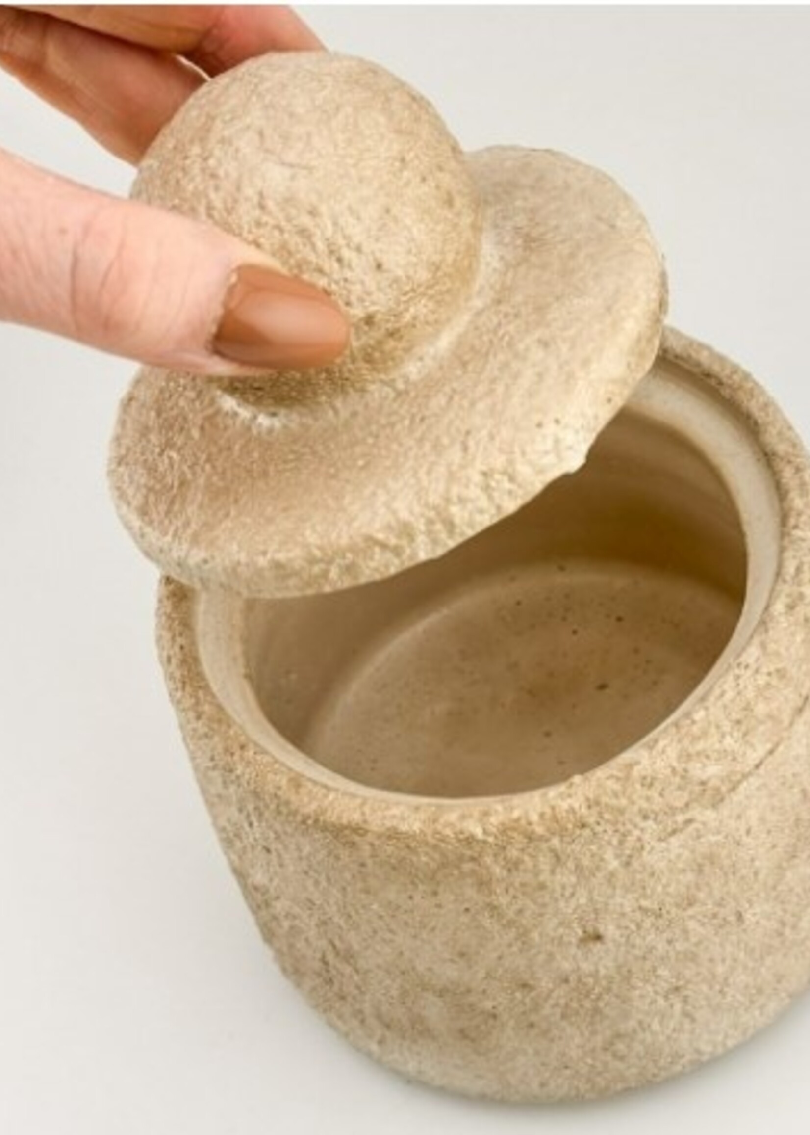 Aardewerk potje beige met deksel