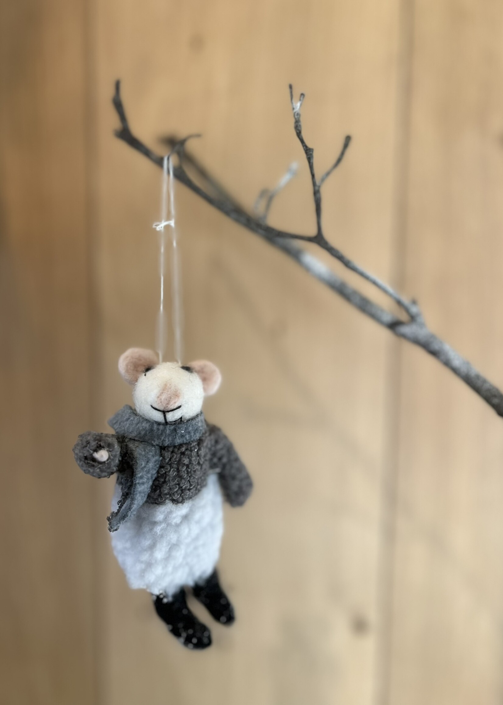 Wollen kersthanger muis grijze jas