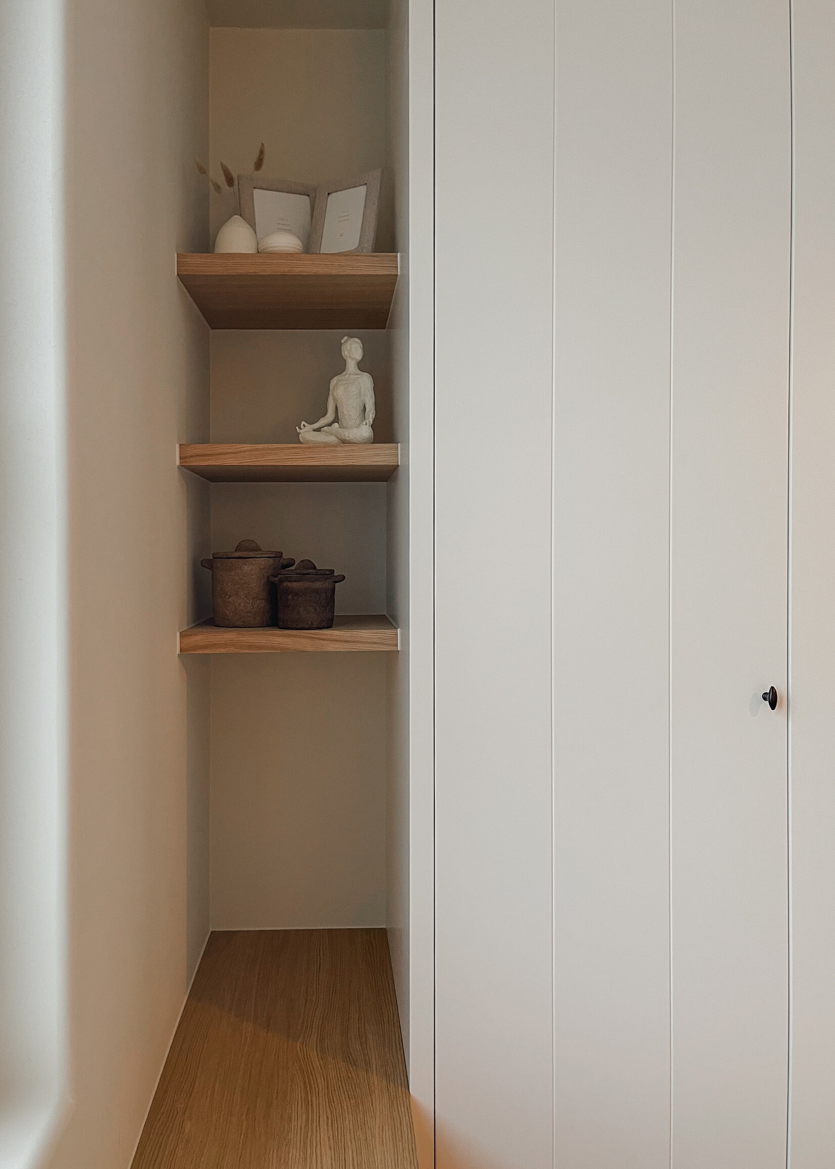 Aardewerk pot oor met deksel donkerbruin S