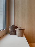 Aardewerk pot oor met deksel donkerbruin L