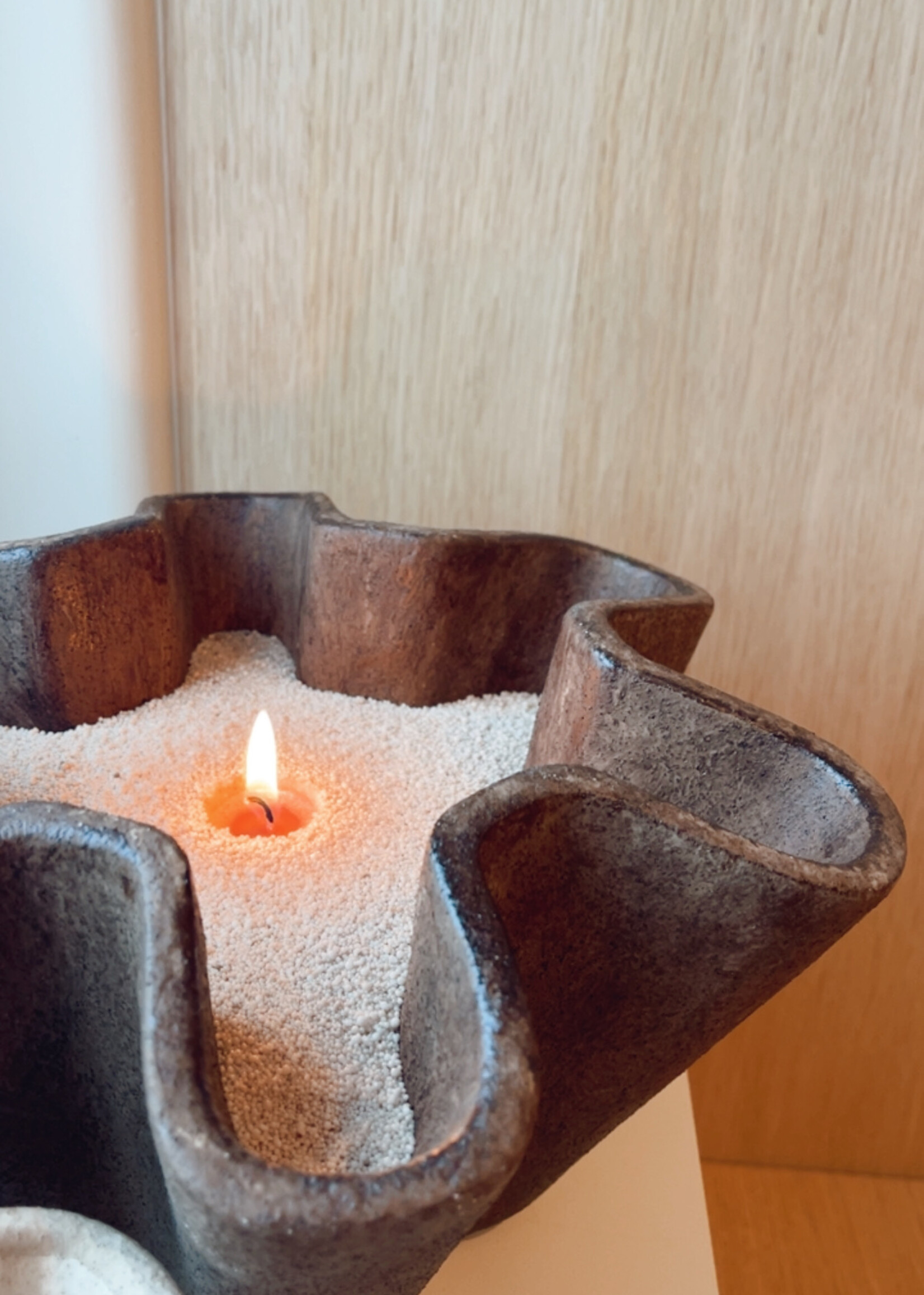 Parelzand kaars beige 400 gr