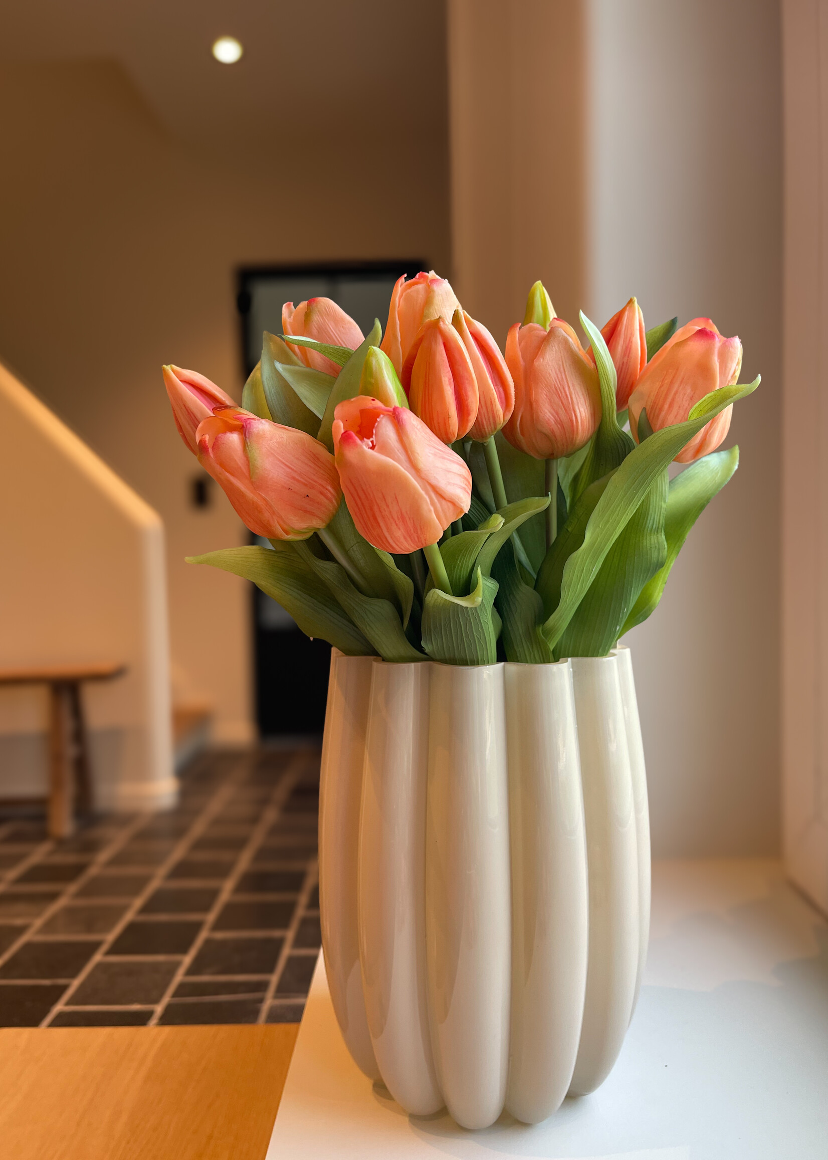 Vaas pêche gekartelde rand glas