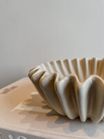 Schaal gekartelde rand zand dia 21 cm