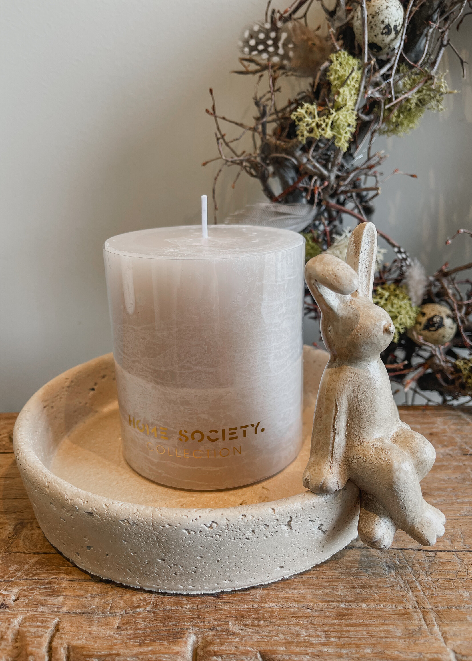 Dienblad aardewerk beige met opstaande rand dia 18 cm