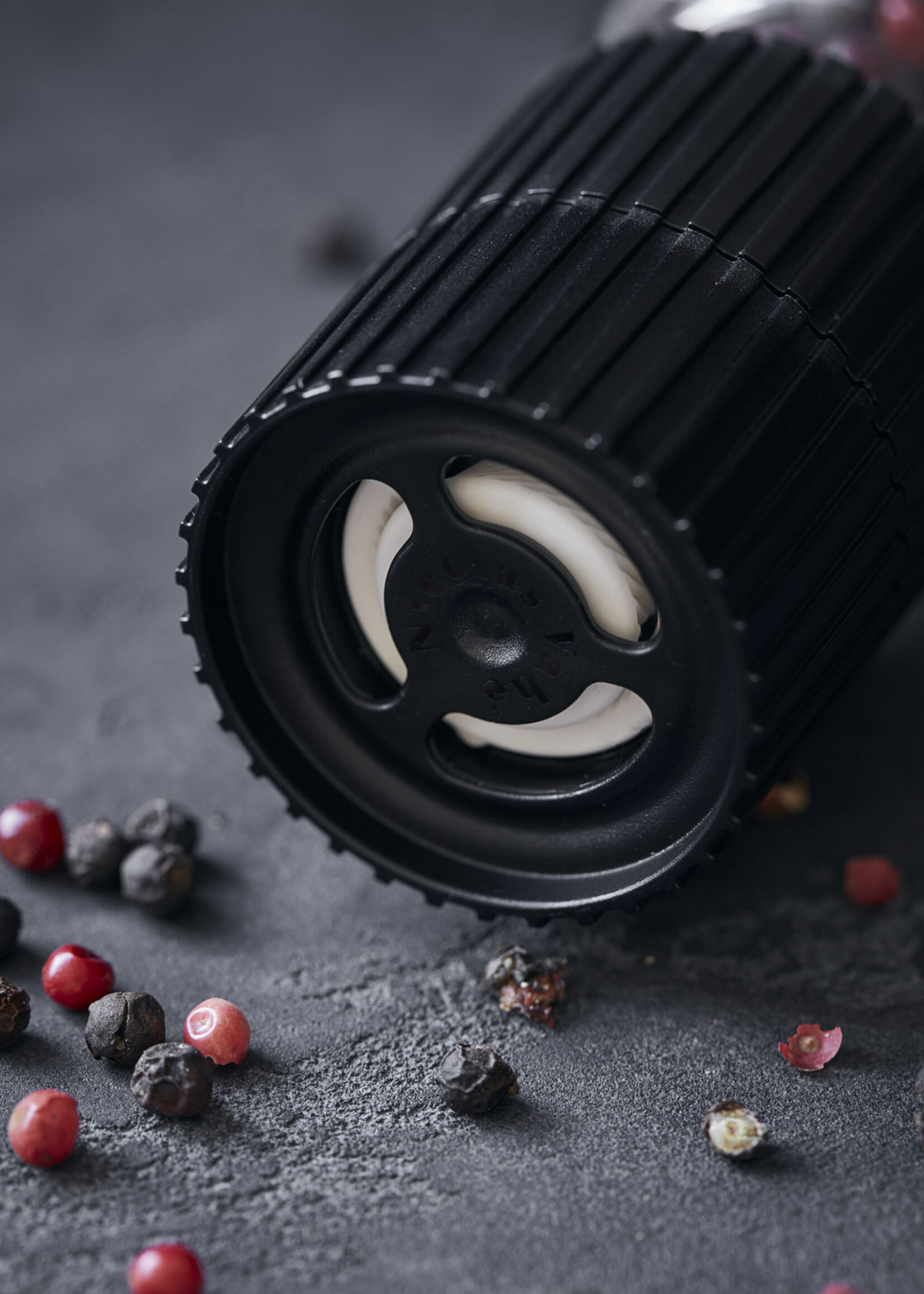 Peper mix, black & pink