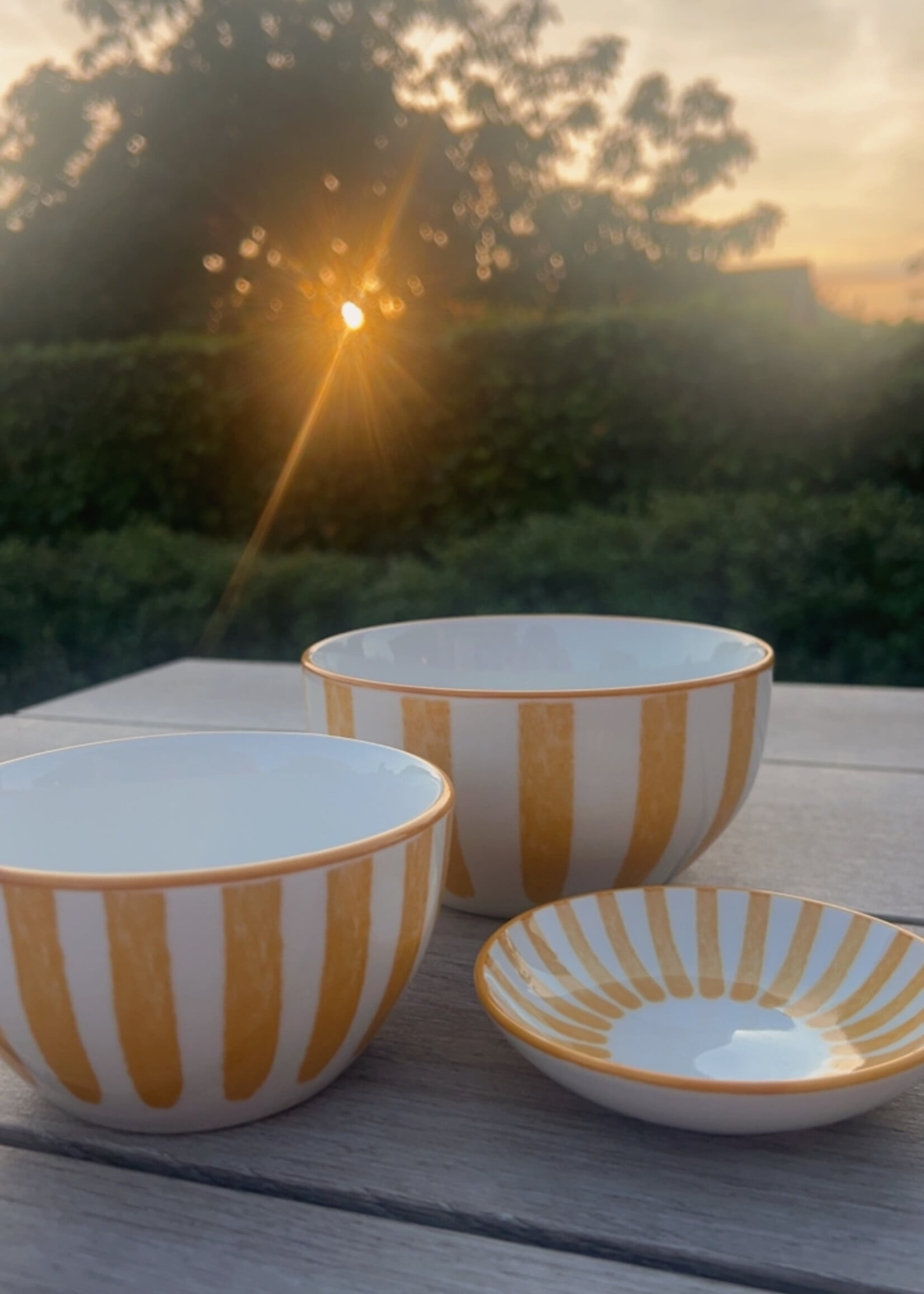 Zomerse kom gestreept 'yellow'