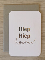 Mini kaartje 'hiep hiep hoera'