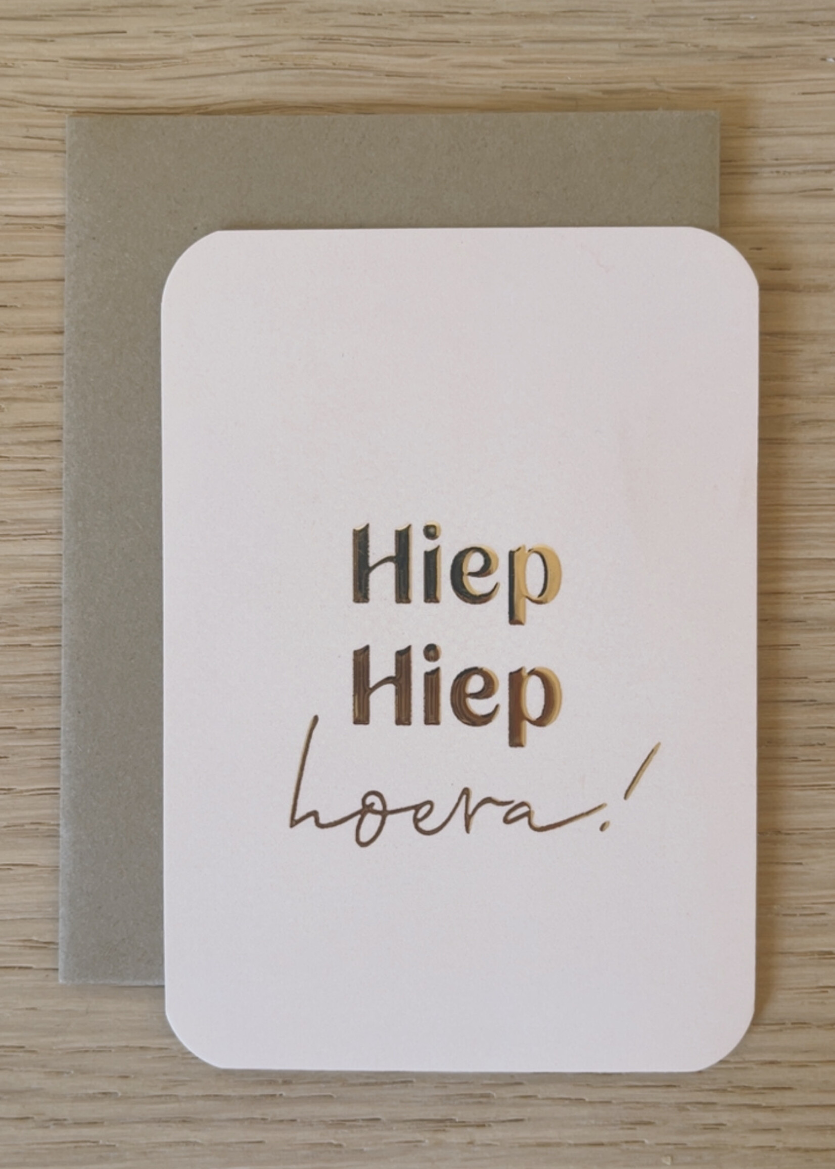 Mini kaartje 'hiep hiep hoera'