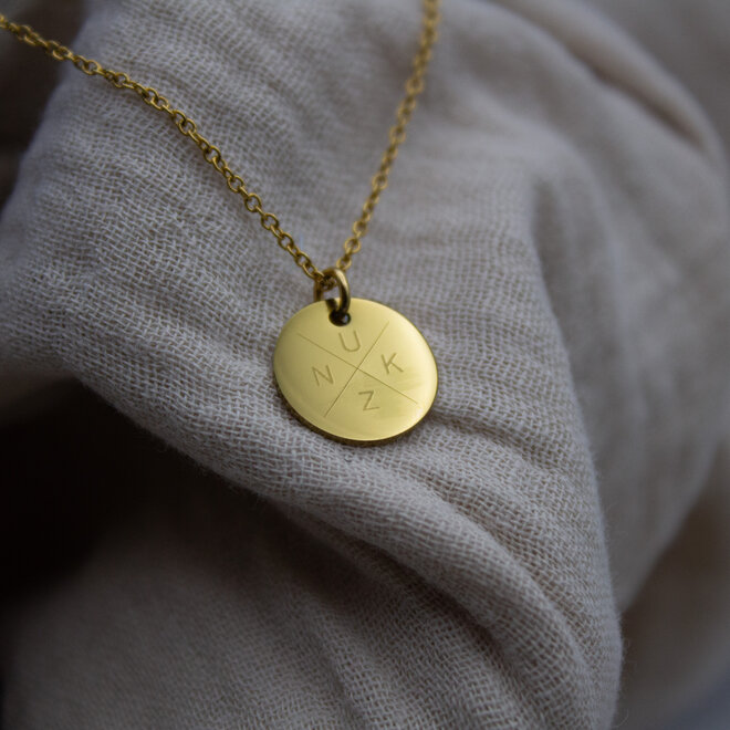 Gepersonaliseerde initialen ketting small | 1 bedel