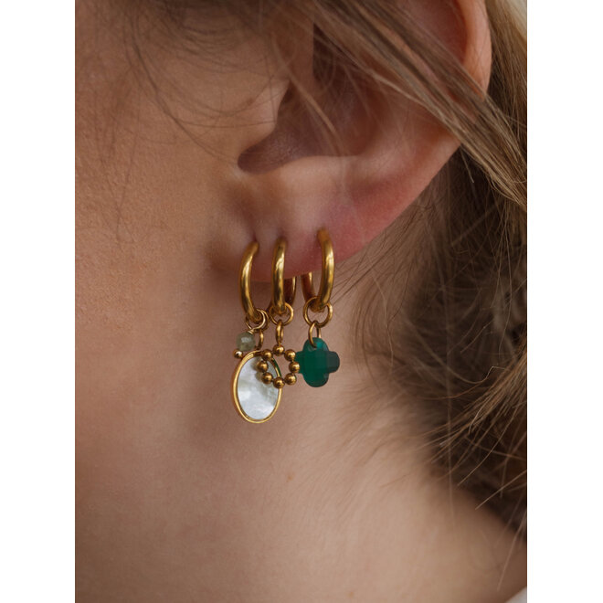 Oorbellen clover mat smaragd groen goud