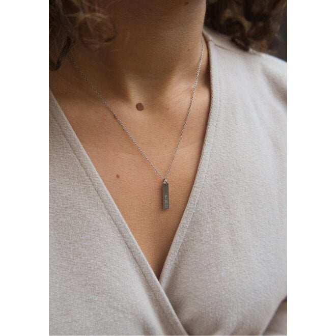 Gepersonaliseerde initialen bedel bar zilver