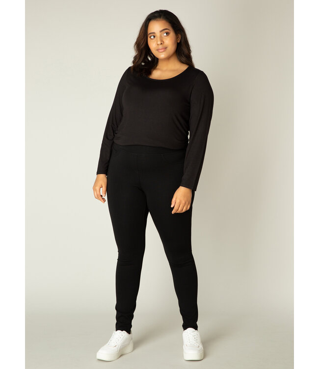 Base Level Curvy Arnika Pants