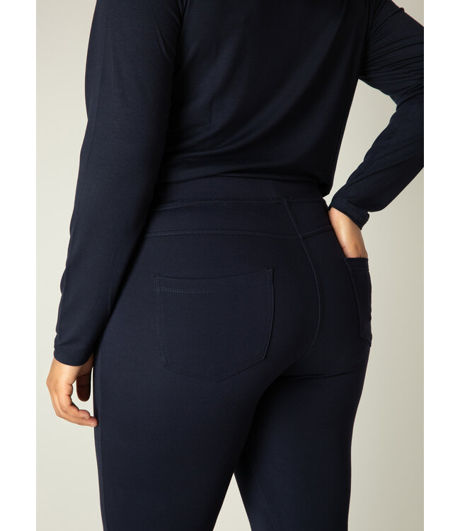 Base Level Curvy Arnika Pants
