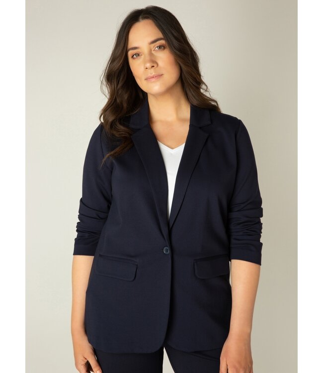 Base Level Curvy Aya Blazer