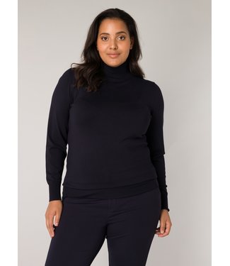 Base Level Curvy Base Level Curvy Yuena Pull Dark Blue