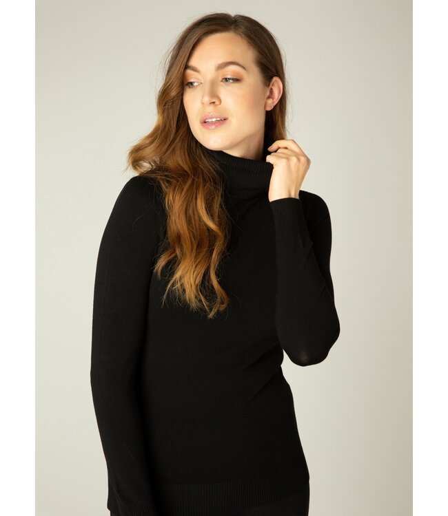 Base Level Yuen Coll Pull