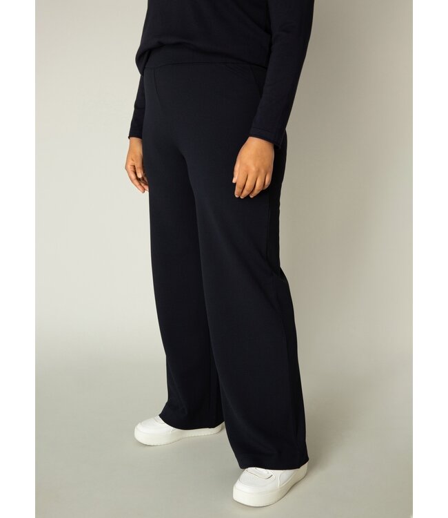 Base Level Curvy Arah Pants Dark Blue
