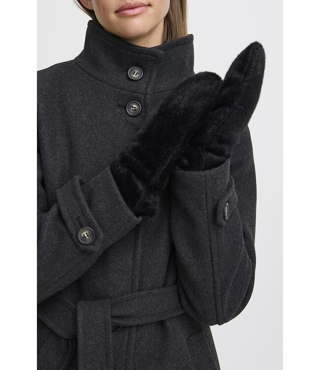 B.Young Wolfie Gloves