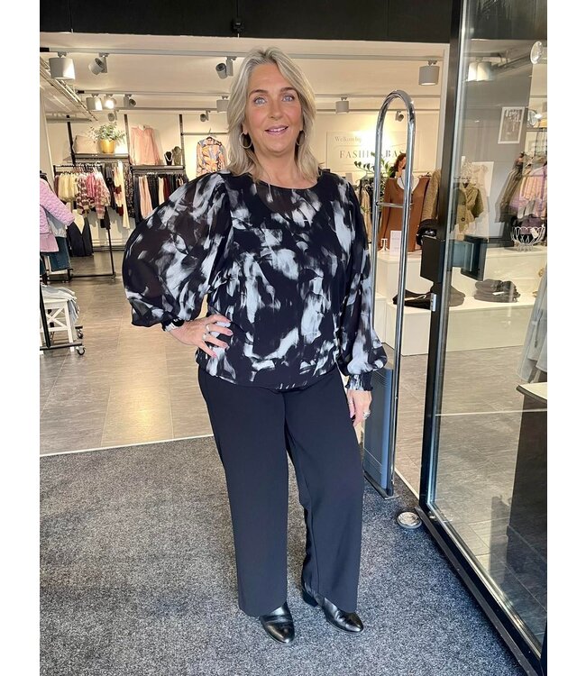 Base Level Yarah Pants