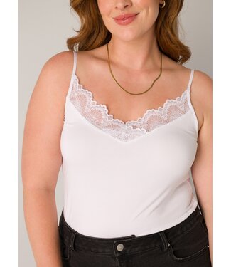 Base Level Curvy Base Level Curvy Yelina Lace Top White