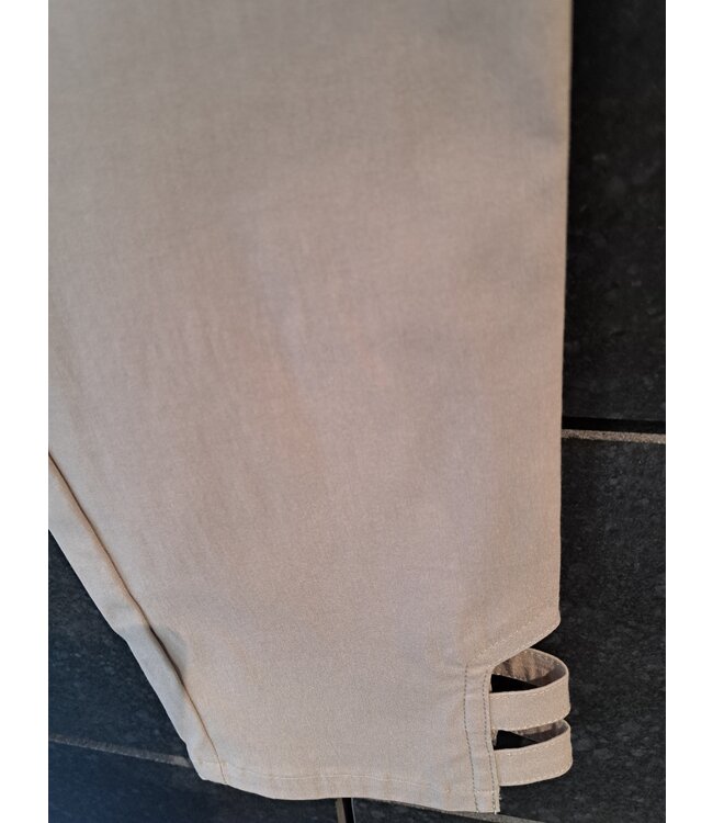 Stark Janna Bengaline Pants Cut Out Sand