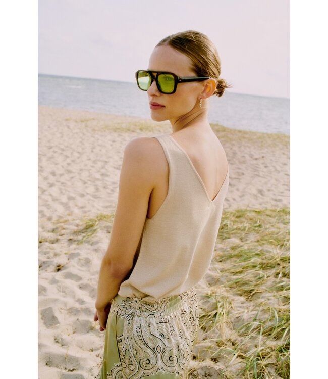 B.Young Mobbe Top Lurex