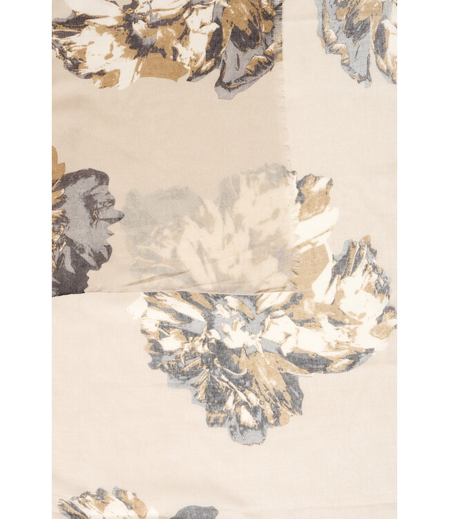 B.Young Wallam Scarf