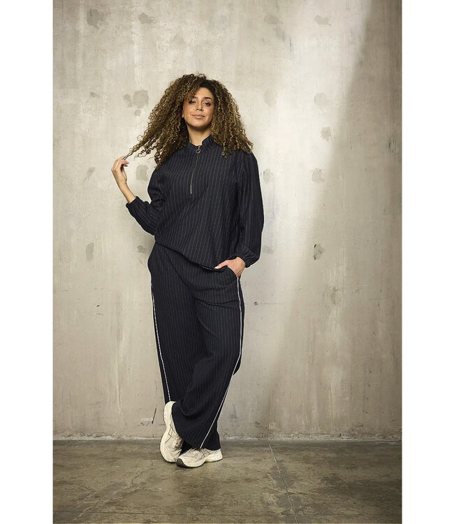 Zhenzi Sama Pullover