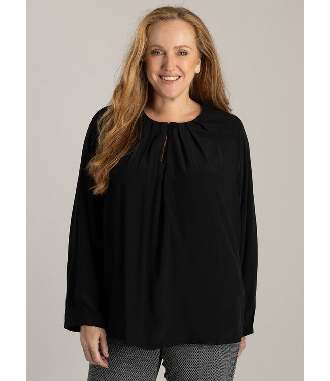 Yest Curve Hazel Blouse Black