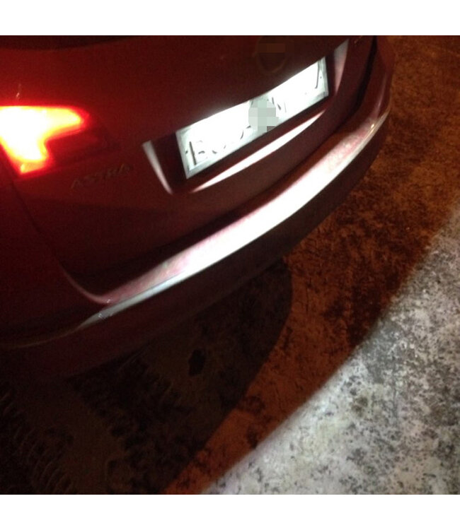 XEOD LED Kentekenverlichting - Kenteken verlichting - LED Kenteken verlichting geschikt voor: Opel Insignia & Mokka - Canbus - 2 stuks 6000K