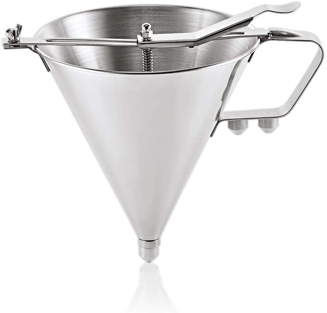 Fondant funnel with 4mm, 5mm and 6mm nozzles Fondant funnel with 4mm, 5mm and 6mm nozzles