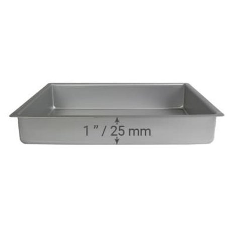 PME Anodized aluminum brownie pan 20x30x2,5cm PME Anodized aluminum brownie pan 20x30x2,5cm