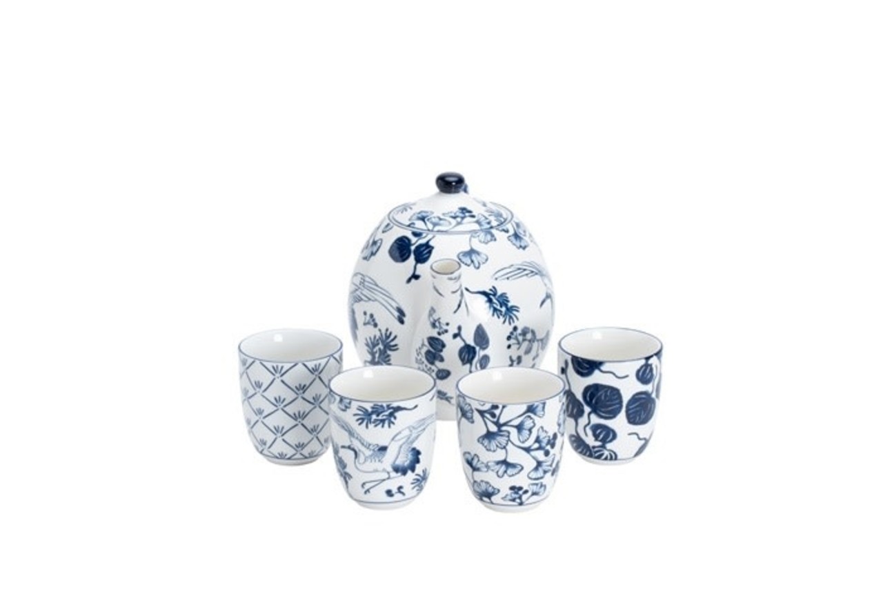 Tokyo Design Studio Theepot 1,3L met 4 kopjes van 170ml in giftbox Tokyo Design Studio Theepot 1,3L met 4 kopjes van 170ml in giftbox