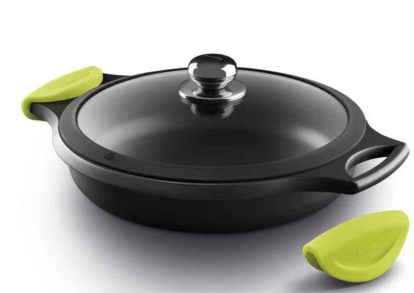 Fundix Non-stick low casserole 32cm with detachable silicone grips Fundix Non-stick low casserole 32cm with detachable silicone grips