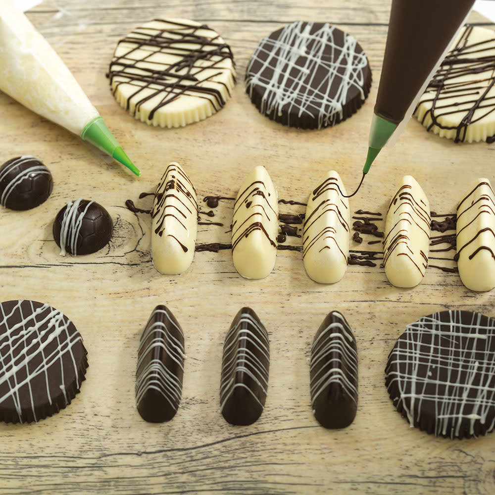 Decora Small piping bags for precise decorating