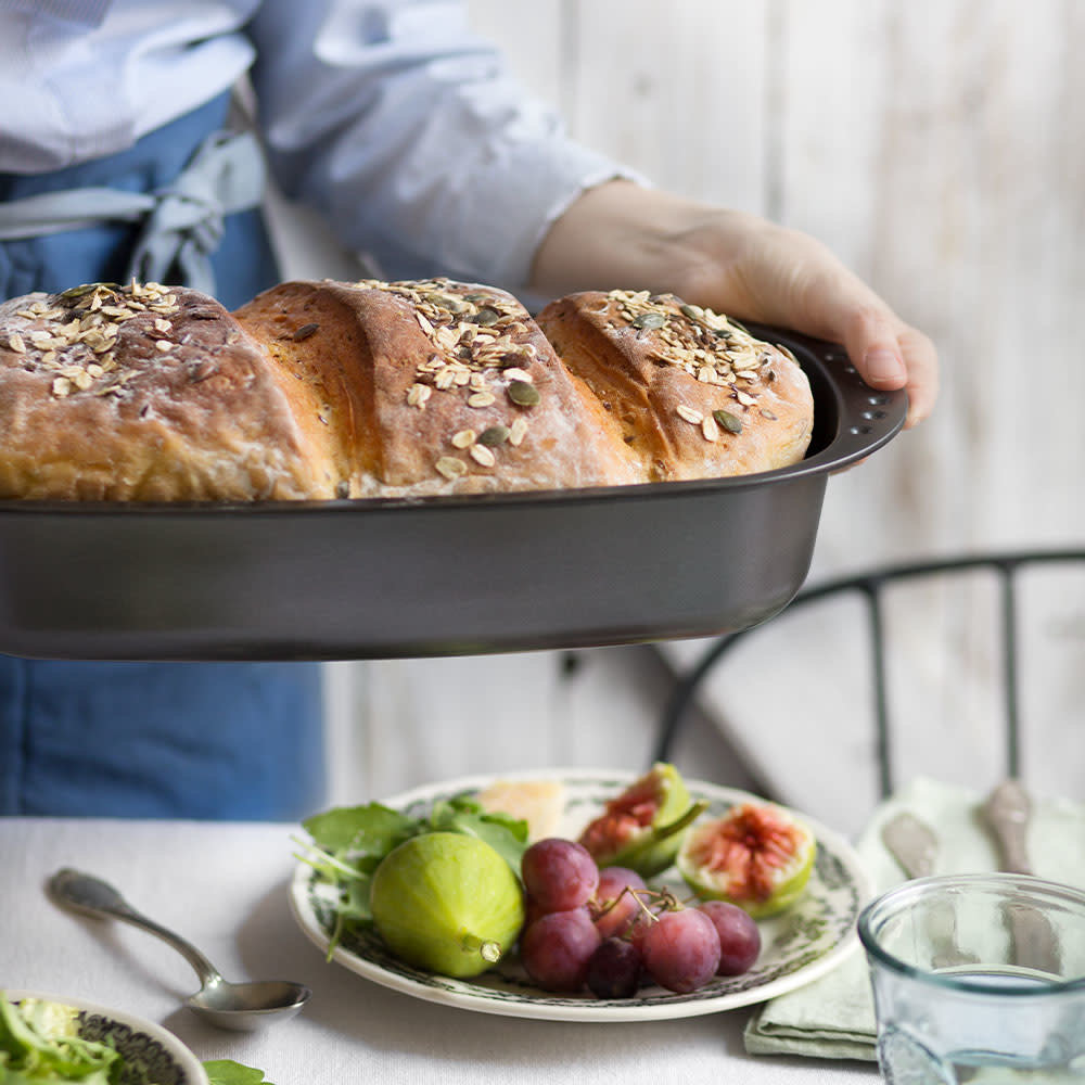 Decora Non-stick steel bread pan with stackable handles, 37 x 20 x 7 cm Decora Non-stick steel bread pan with stackable handles, 37 x 20 x 7 cm