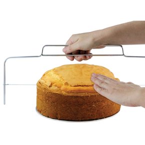 Cake cutters / knives Cake cutters / knives