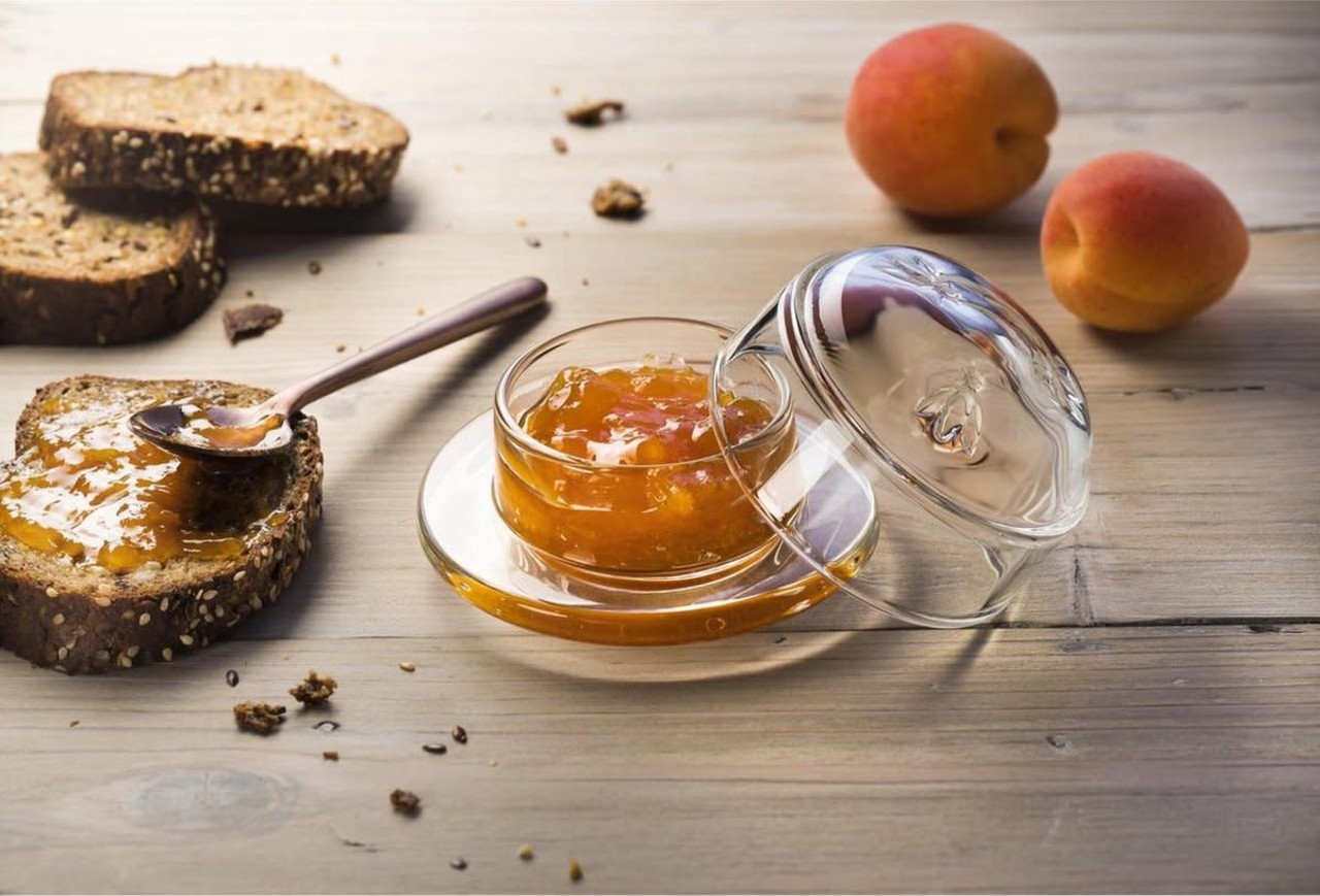 Glass butter dish Glass butter dish