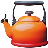 Le Creuset Tradition kettle 2.1L orange