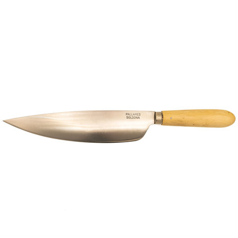 Pallares Solsona Carbon steel rounded kitchen knife 21cm with boxwood handle Pallares Solsona Carbon steel rounded kitchen knife 21cm with boxwood handle