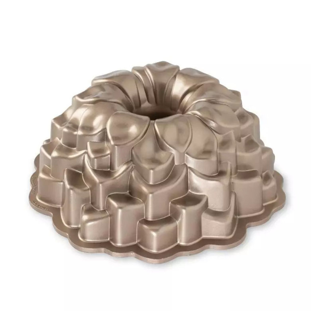 Nordic Ware Blossom Bundt Pan Nordic Ware Blossom Bundt Pan